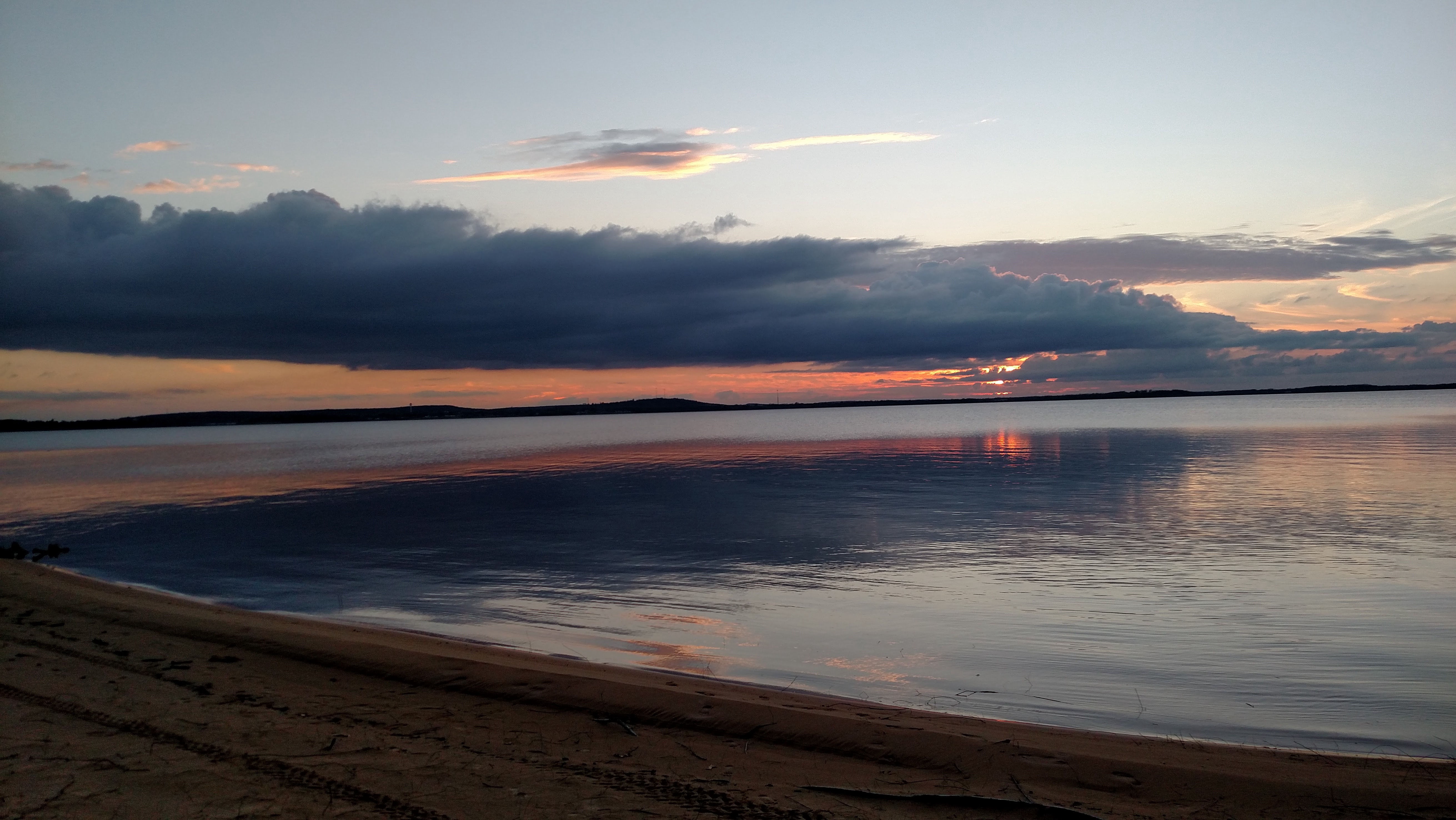 cloud and its reflection on lake